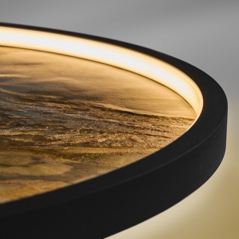 Stone Braun beleuchtet Detail 1 1000x1000